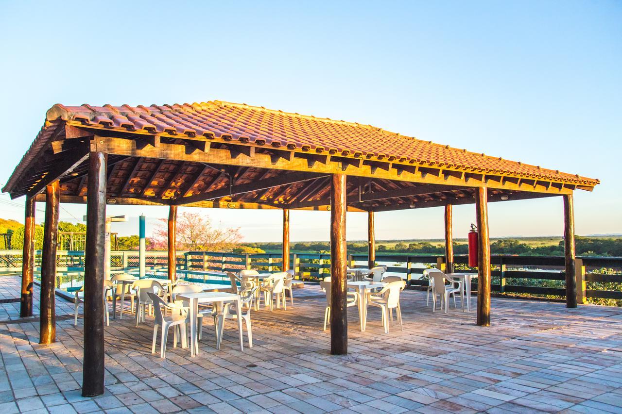 Candeias Hotel Gold Fish Corumbá Esterno foto